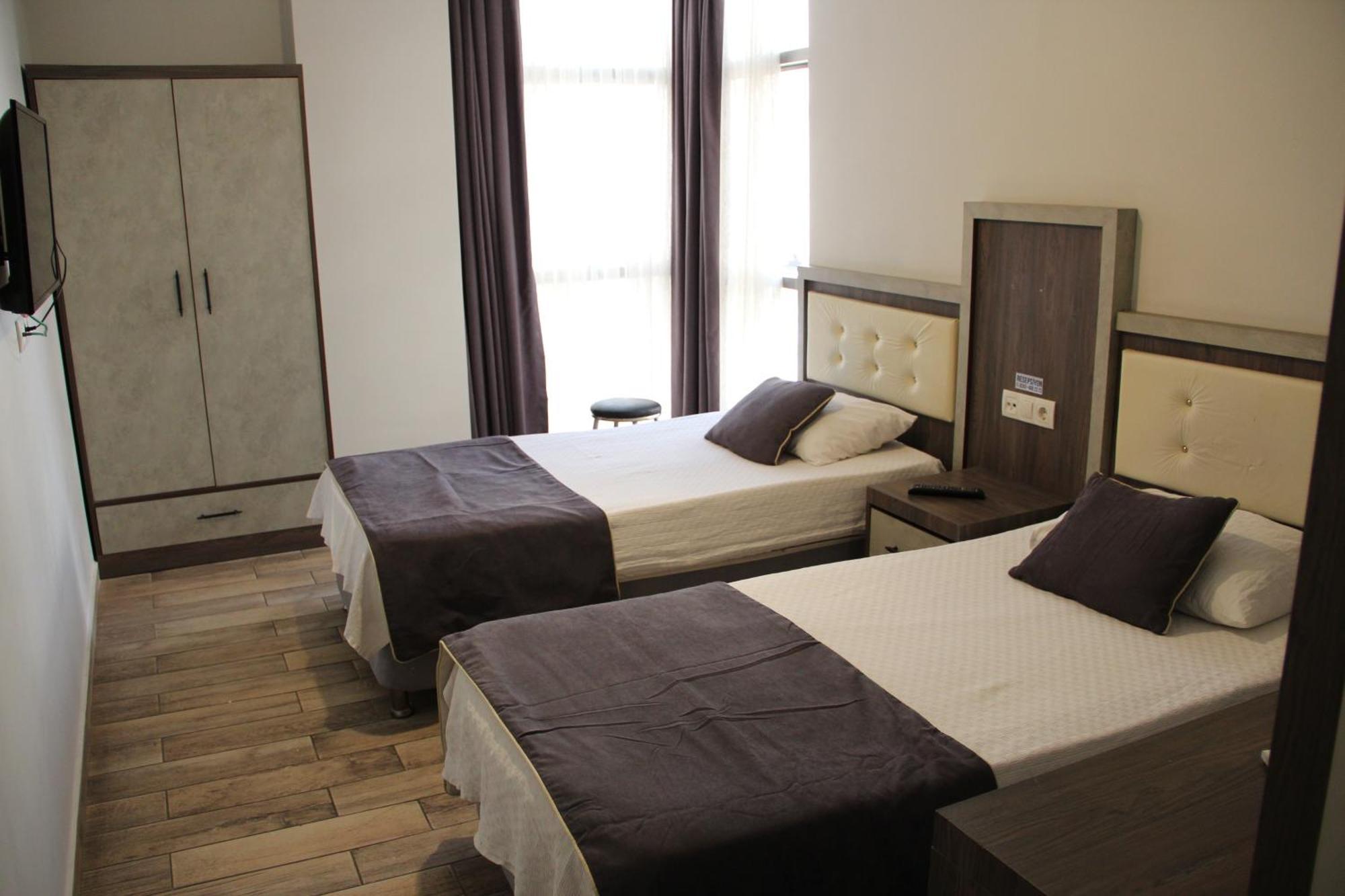 Comfort Basaran Otel Antalia Esterno foto