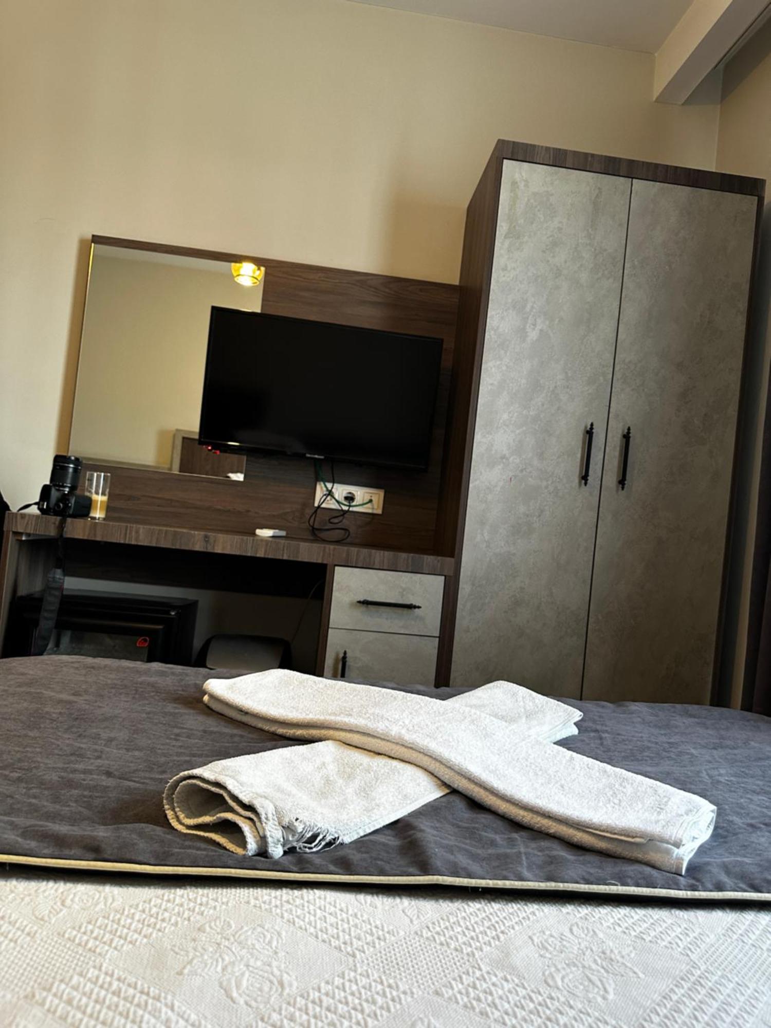 Comfort Basaran Otel Antalia Esterno foto